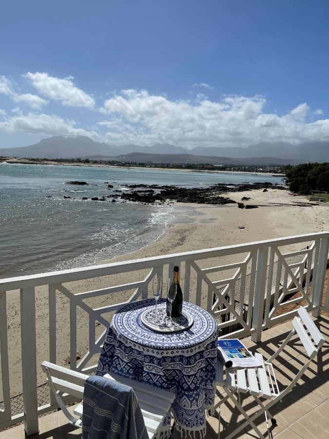 By * Gordonʼs Bay
