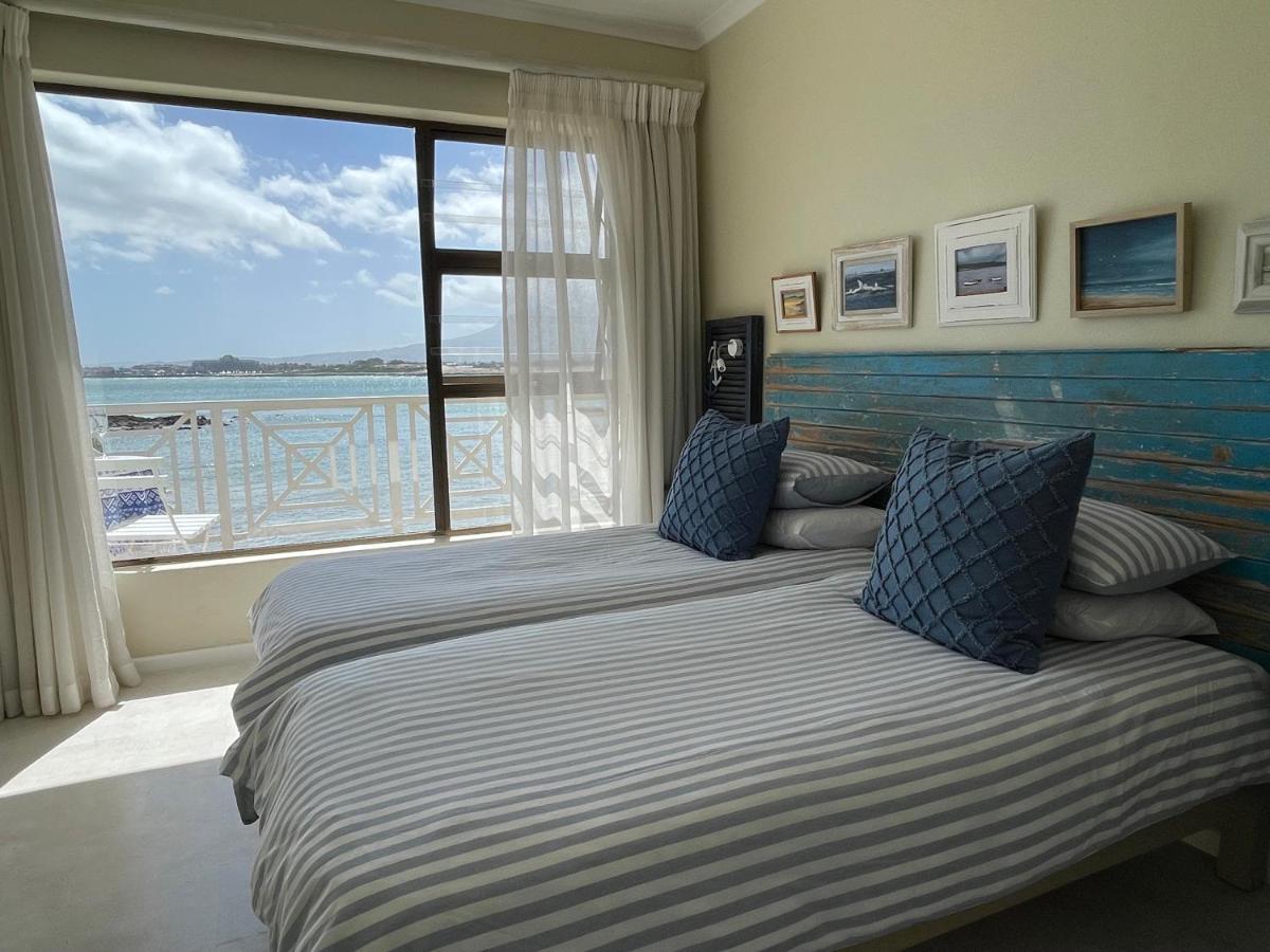 Apartment By Gordonʼs Bay